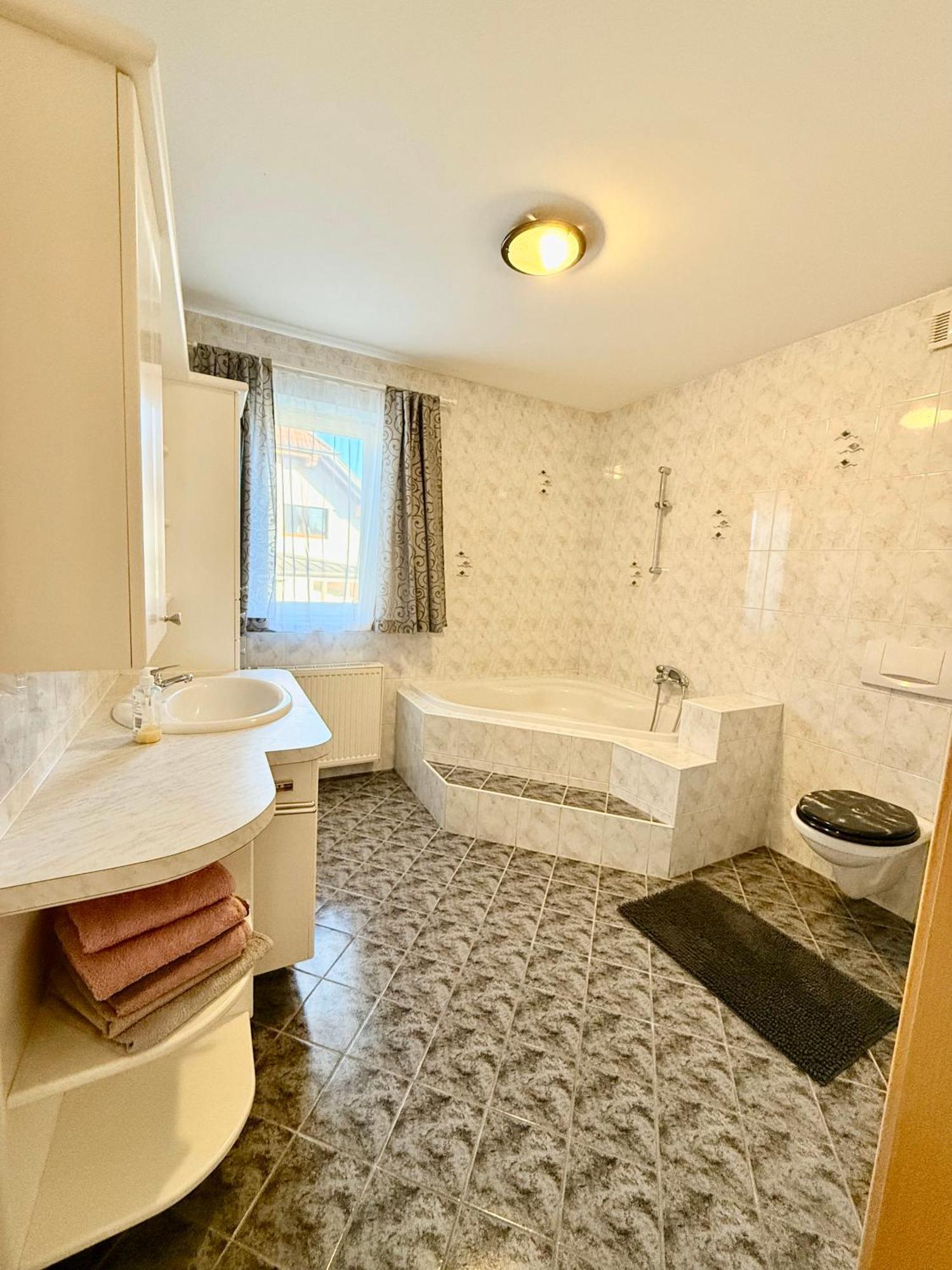 Ferienwohnung Kathrin Mariahof Εξωτερικό φωτογραφία
