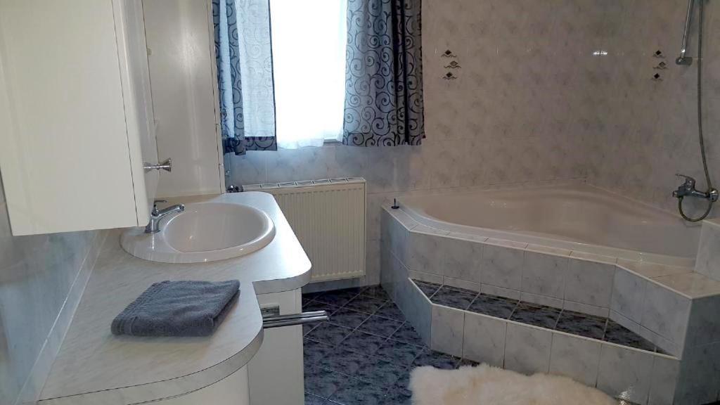 Ferienwohnung Kathrin Mariahof Εξωτερικό φωτογραφία